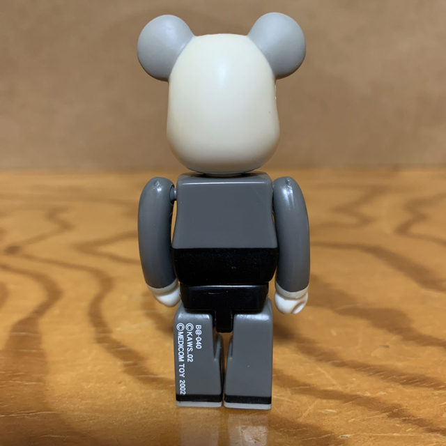 KAWS 100% ベアブリック KAWS 100% ベアブリック