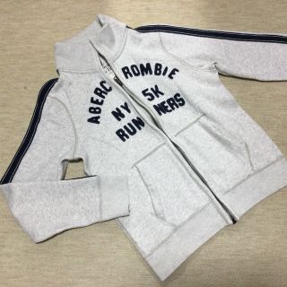 アバクロンビーアンドフィッチ(Abercrombie&Fitch)のアバクロンビー&フィッチ　トラックジャケット　Mサイズ(パーカー)