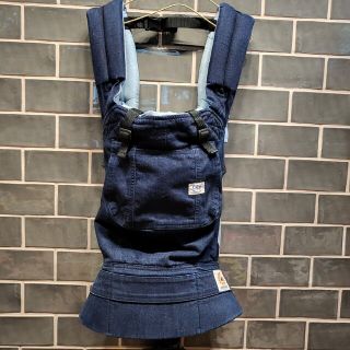 エルゴベビー(Ergobaby)の美品☆エルゴベビー　  抱っこ紐　Lee　　リー　デニム　 インディゴ(抱っこひも/おんぶひも)