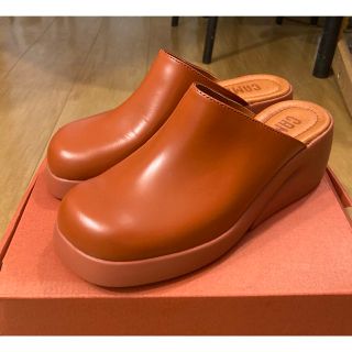 カンペール(CAMPER)の値下げしました！☆新品　カンペール　Kaah オレンジ　パンプス　23センチ(サンダル)