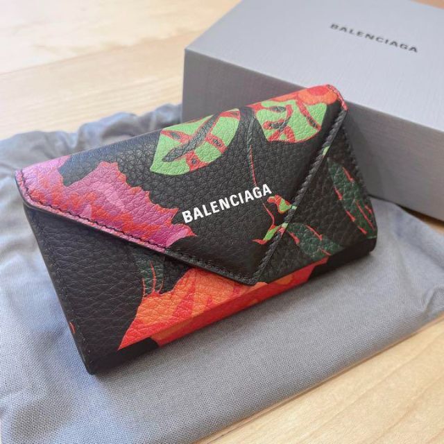 新品未使用】BALENCIAGA キーケース レア 花柄 フラワー6連 | www