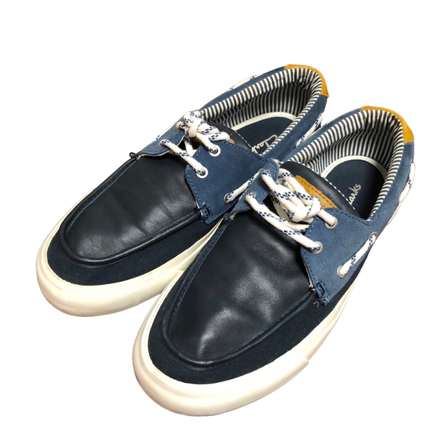 Clarks(クラークス)のclarks クラークス  デッキシューズ　レザー　キャンバス　ネイビーサイズ8 メンズの靴/シューズ(デッキシューズ)の商品写真