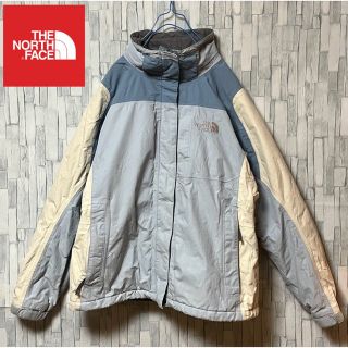 ザノースフェイス(THE NORTH FACE)のノースフェイス マウンテンパーカ ジャケット 水色 スカイブルー 刺繍ロゴ 白(ブルゾン)