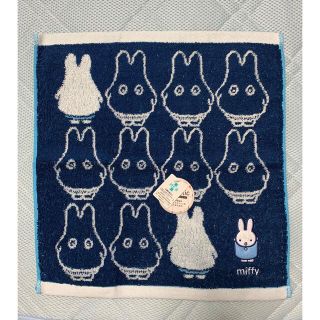 ミッフィー(miffy)の新品☆ ミッフィースタイルのびっくりミッフィータオルハンカチ(ハンカチ)