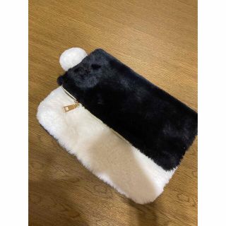 ザラ(ZARA)のファークラッチバッグ(クラッチバッグ)