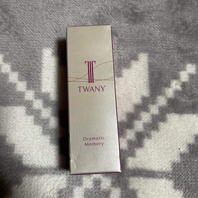 TWANY(トワニー)のトワニー　ドラマティックメモリー コスメ/美容のベースメイク/化粧品(化粧下地)の商品写真