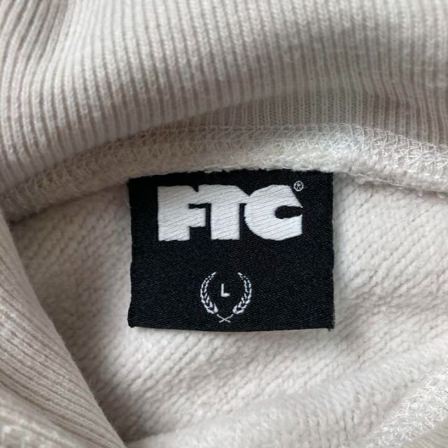 FTC(エフティーシー)のエフティーシー 刺繍ロゴ パーカー Lサイズ メンズのトップス(パーカー)の商品写真