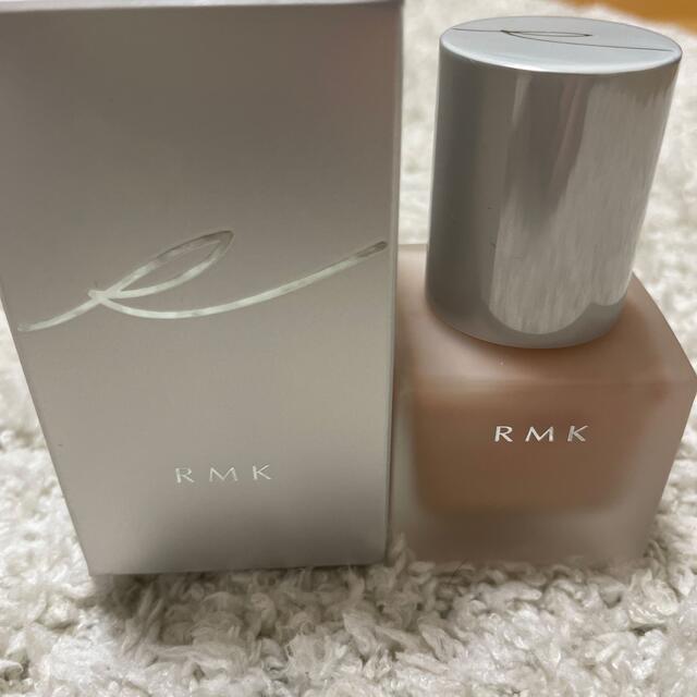 RMK(アールエムケー)のRMK リクイドファンデーション 201 コスメ/美容のベースメイク/化粧品(ファンデーション)の商品写真