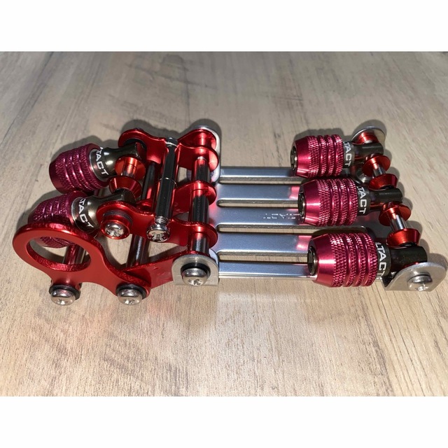 ビットホルダー5P付きベルトループ シルバー×レッドの通販 by t ビットホルダー5P付きベルトループ シルバー×レッドの通販 by t