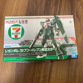 バンダイ(BANDAI)のνガンダム　セブンイレブン限定カラー　 1/144 バンダイ　機動戦士ガンダム(プラモデル)