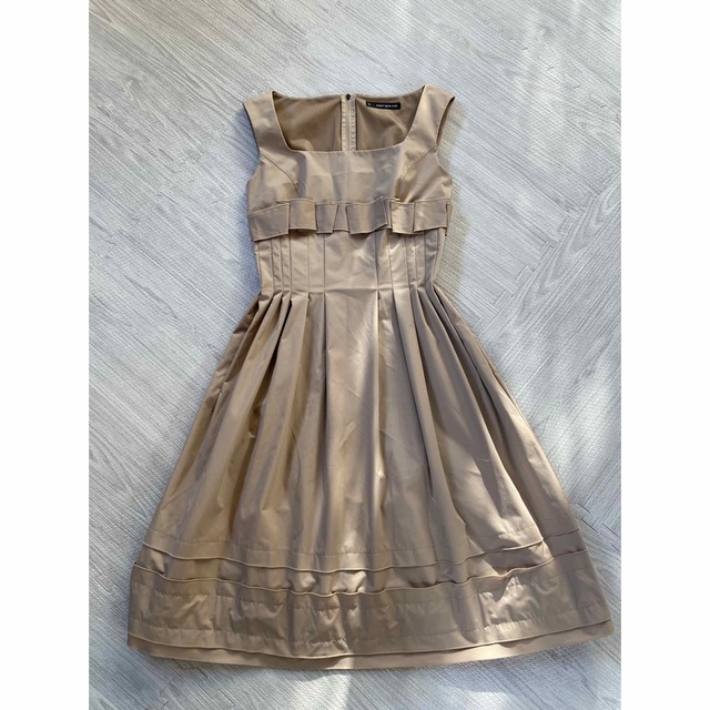 美品・FOXEY NEW YORK のワンピース 38-
