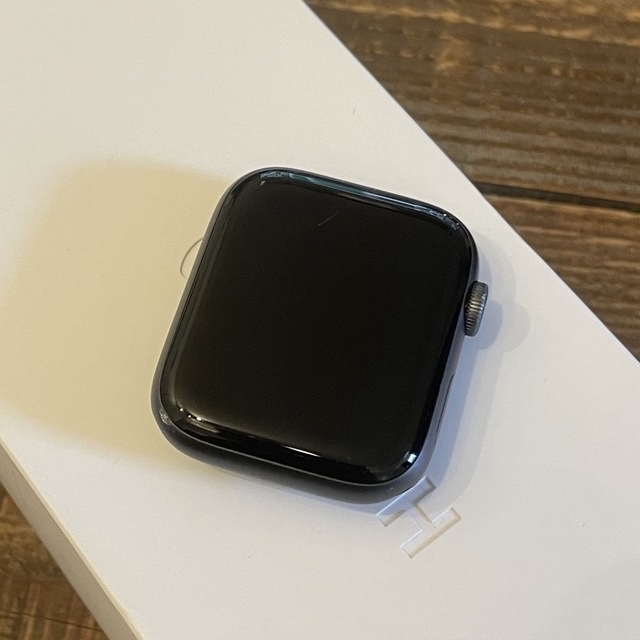 ほぼ新品　AppleWatch  series4 44mm ブラック　スポーツ