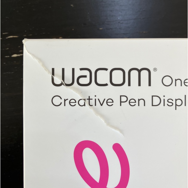 Wacom(ワコム)の【最安値】WACOM ペンタブレット DTC133W0D スマホ/家電/カメラのPC/タブレット(PC周辺機器)の商品写真