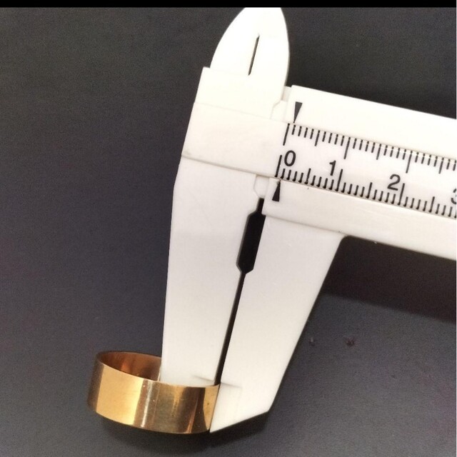 (E11-76) K18 リング 指輪 18金 18号 19号 メンズのアクセサリー(リング(指輪))の商品写真