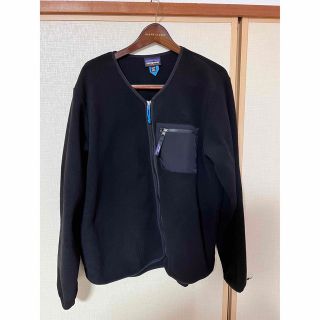 パタゴニア(patagonia)の最安値　2022 patagonia パタゴニア　シンチラカーディガン L 黒(ノーカラージャケット)