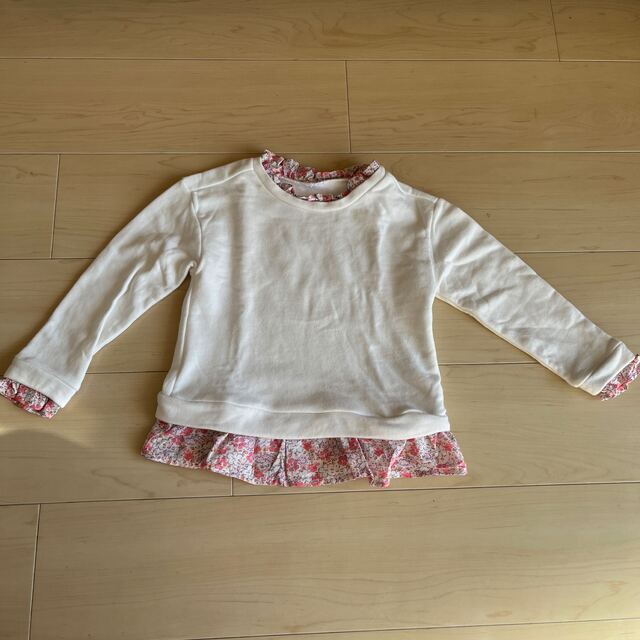 GAP Kids(ギャップキッズ)のGAP トレーナー　5歳　110センチ キッズ/ベビー/マタニティのキッズ服女の子用(90cm~)(Tシャツ/カットソー)の商品写真