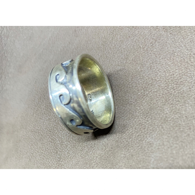 波柄 ウェイブ 平打ち　シルバー 925リング　銀　ウg 指輪SILVER925 メンズのアクセサリー(リング(指輪))の商品写真
