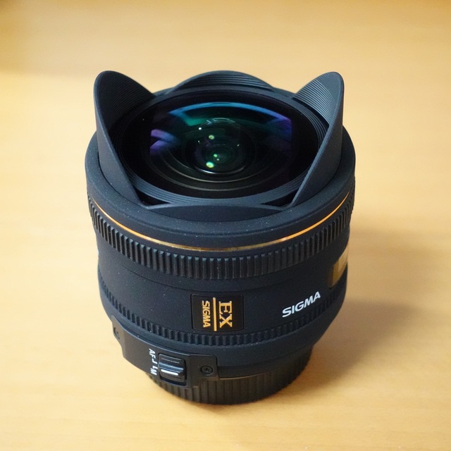 SIGMA(シグマ)の10mm F2.8 EX DC FISHEYE HSM (ﾆｺﾝ用) スマホ/家電/カメラのカメラ(レンズ(単焦点))の商品写真