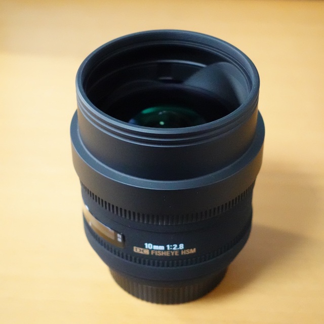 SIGMA(シグマ)の10mm F2.8 EX DC FISHEYE HSM (ﾆｺﾝ用) スマホ/家電/カメラのカメラ(レンズ(単焦点))の商品写真