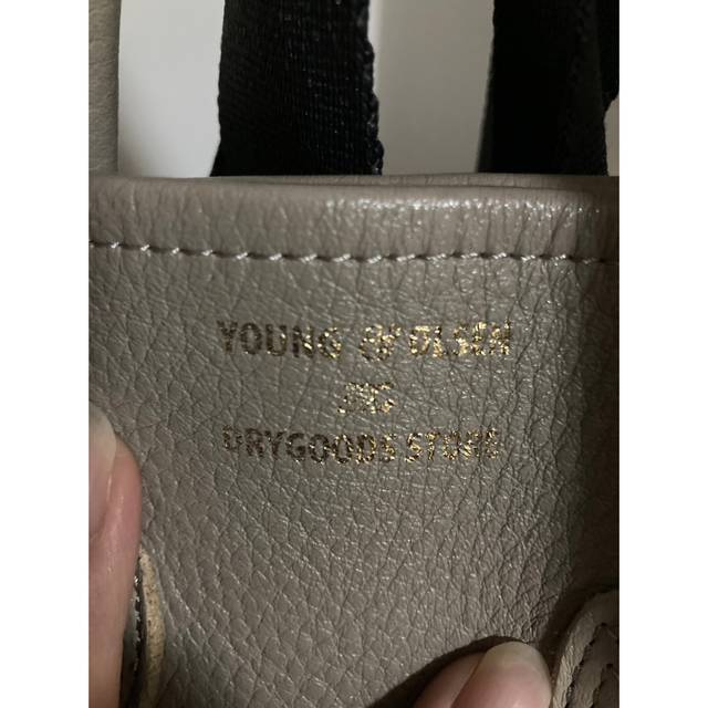 YOUNG&OLSEN(ヤングアンドオルセン)のyoung&olsen トートバッグＭ レディースのバッグ(トートバッグ)の商品写真