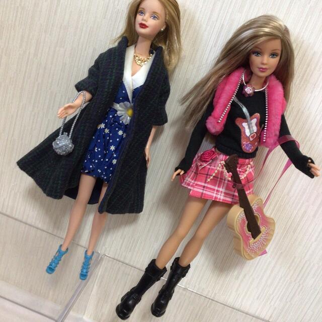 Barbie(バービー)のバービー人形　2体　Barbie   a キッズ/ベビー/マタニティのおもちゃ(ぬいぐるみ/人形)の商品写真