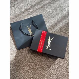 イヴサンローランボーテ(Yves Saint Laurent Beaute)のYSL イヴサンローラン　ギフトボックス＆ショッパー袋　赤　組立(ショップ袋)