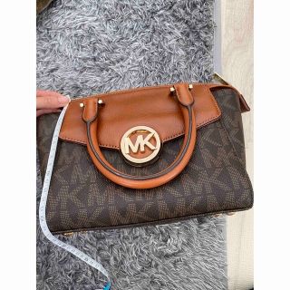 マイケルコース(Michael Kors)のマイケルコース　カバン(ハンドバッグ)