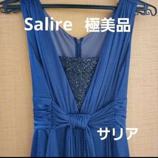 salireドレス