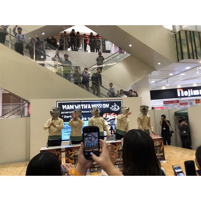 MAN WITH A MISSION メンバー全員 直筆サインの通販 by さき's MAN WITH A MISSION メンバー全員 直筆サインの通販 by さき's
