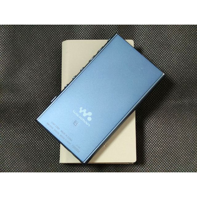 SONY(ソニー)のSONY NW-A106 ブルー スマホ/家電/カメラのオーディオ機器(ポータブルプレーヤー)の商品写真