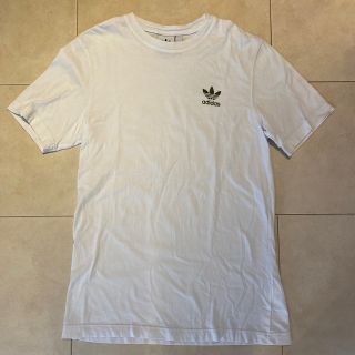 アディダス(adidas)のadidasエッセンシャルズ 半袖Tシャツ カモ柄 メンズLサイズ(Tシャツ/カットソー(半袖/袖なし))