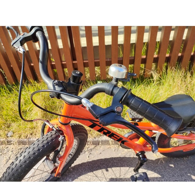 TREKトレック】キッズバイク自転車16インチ〈Precaliber 16〉 - 自転車本体