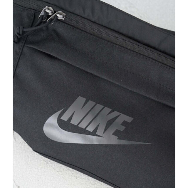 NIKE(ナイキ)の【 10L 】★ NIKE ★テック ヒップ パック ウエストポーチ ナイキ レディースのバッグ(ボディバッグ/ウエストポーチ)の商品写真