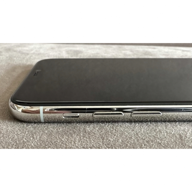 iPhone(アイフォーン)のiPhone 11 Pro Max  スマホ/家電/カメラのスマートフォン/携帯電話(スマートフォン本体)の商品写真