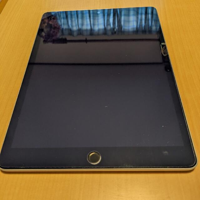 本物品質の iPad シルバー 256GB WiFi 第9世代 iPad アップル