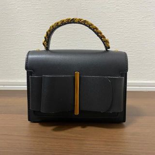 チャールズアンドキース(Charles and Keith)のCHARLES&KEITH  チャールズアンドキース  ボウディテールバッグ(ハンドバッグ)