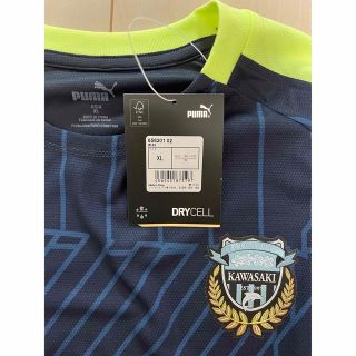 【2023年製 新品】サッカー/フットサル【新品未使用】PUMA FUSSBALL フロンターレ シャツ(XL)