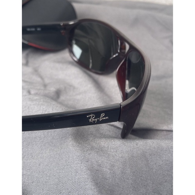 Ray-Ban(レイバン)の【美品】 Ray-Ban サングラス RB4084 660 レッド メンズのファッション小物(サングラス/メガネ)の商品写真