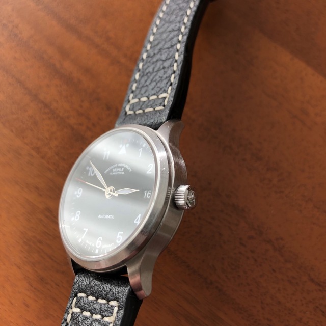 Mühle Glashütte（Muhle Glashutte）(ミューレグラスヒュッテ)のミューレ・グラスヒュッテ  M1-37-84 LB 国内正規品 メンズの時計(腕時計(アナログ))の商品写真