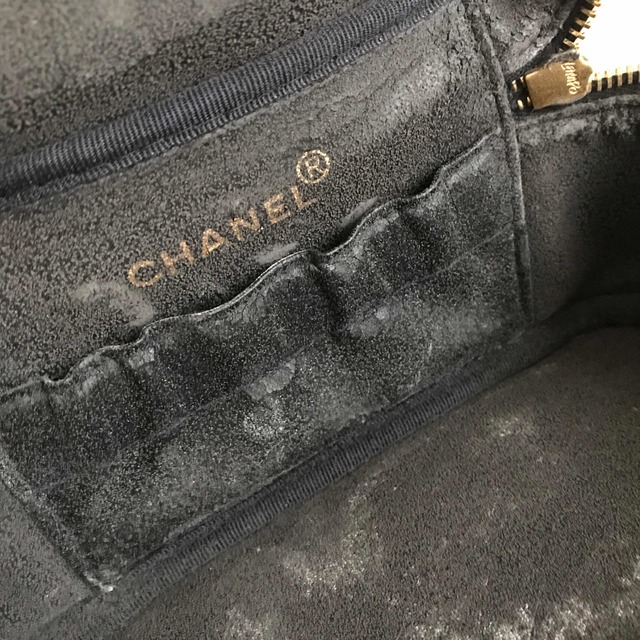 【CHANEL】 バニティバッグ　シャネル　キャビアスキン　外側美品　内側訳あり