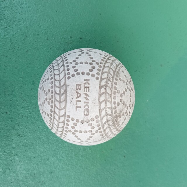 送料無料 野球 バッティングセンター使用済み軟式野球ボール中古30球3600円 スポーツ/アウトドアの野球(ボール)の商品写真