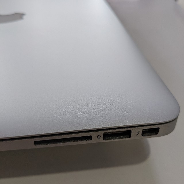 Apple(アップル)のmacbook air 2015 スマホ/家電/カメラのPC/タブレット(ノートPC)の商品写真