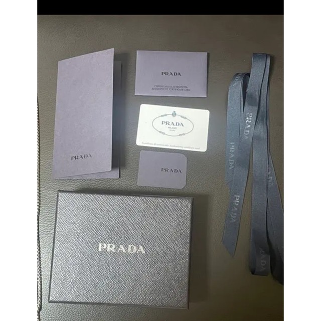 PRADA(プラダ)の新品プラダ　ミニバック　カードケース レディースのバッグ(ショルダーバッグ)の商品写真