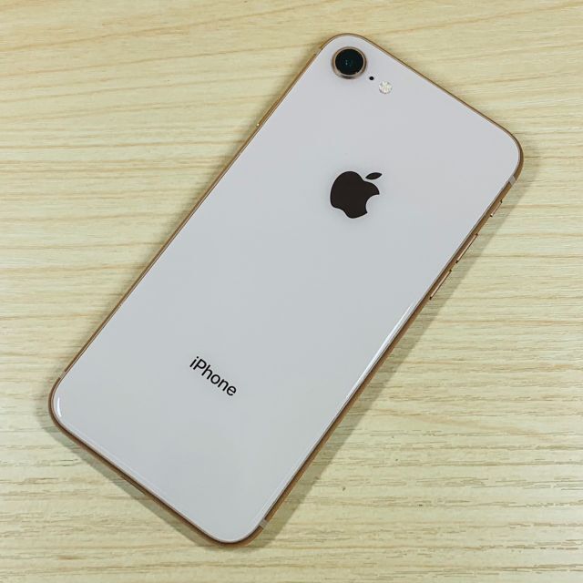 iPhone8 64GB ホワイト simフリー美品 バッテリー100%