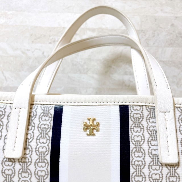 Tory Burch(トリーバーチ)のトリーバーチ トートバッグ TORY BURCH ホワイト 春夏秋冬 レディース レディースのバッグ(トートバッグ)の商品写真