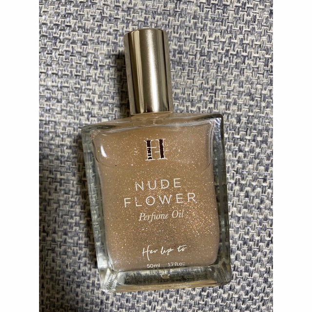 Her lip to(ハーリップトゥ)のherlipto perfume oil NUDEFLOWER コスメ/美容の香水(香水(女性用))の商品写真