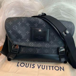 ルイヴィトン(LOUIS VUITTON)の☆美品☆ルイヴィトン モノグラムエクリプス メッセンジャーヴォワヤージュPM(メッセンジャーバッグ)