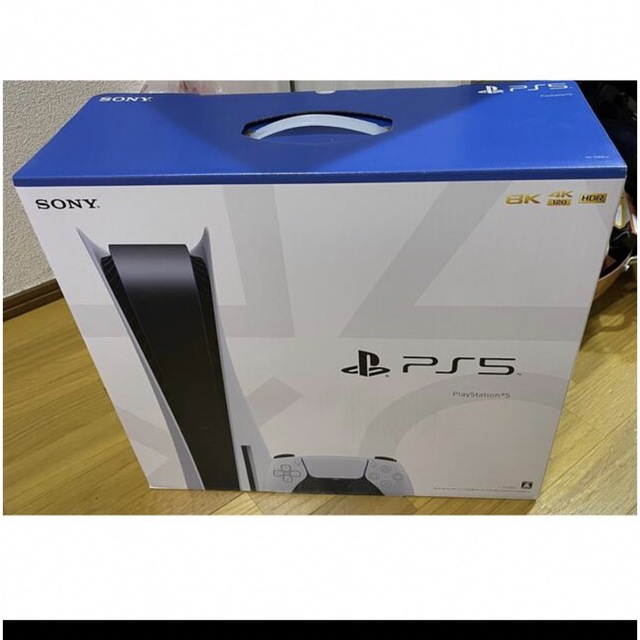PlayStation(プレイステーション)のPS５　新品未使用 エンタメ/ホビーのゲームソフト/ゲーム機本体(家庭用ゲーム機本体)の商品写真