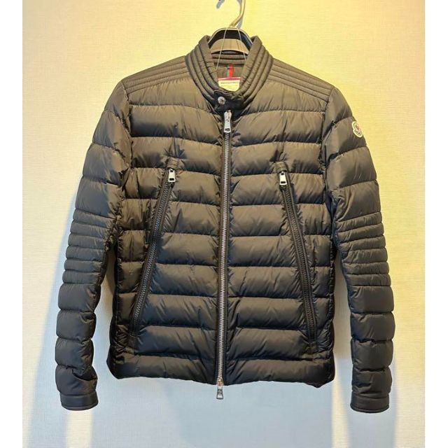 新発売】 MONCLER - MONCLER Amiotショートダウンジャケット ダウン