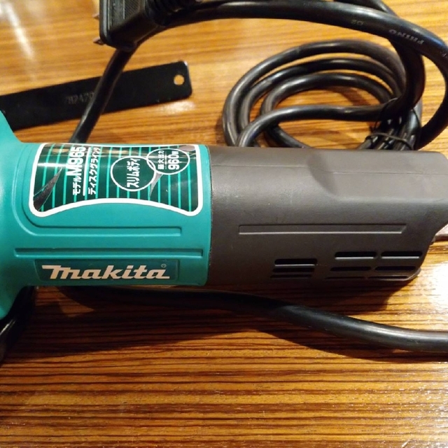 新品■送料無料■ (マキタ) 100V 切断 強力タイプ